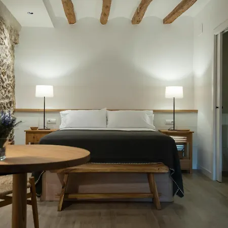 L' Alzina Holiday home Falset