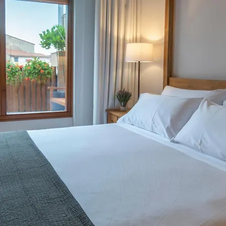 L' Alzina Holiday home Falset
